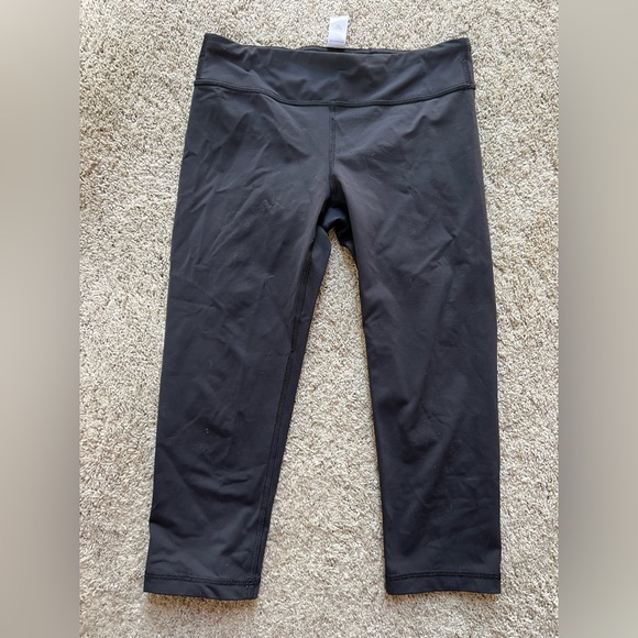 Ivivva black Capri pants size 12 - Picture 1 of 2